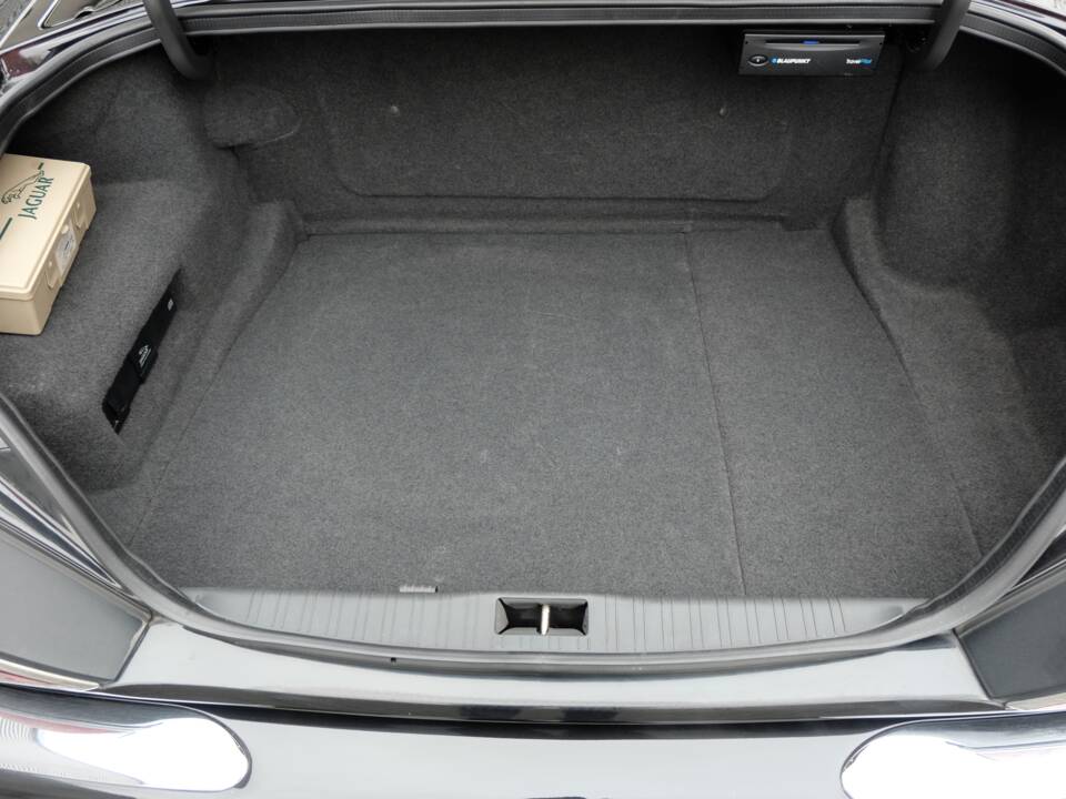 Image 36/60 de Daimler Super V8 (2000)