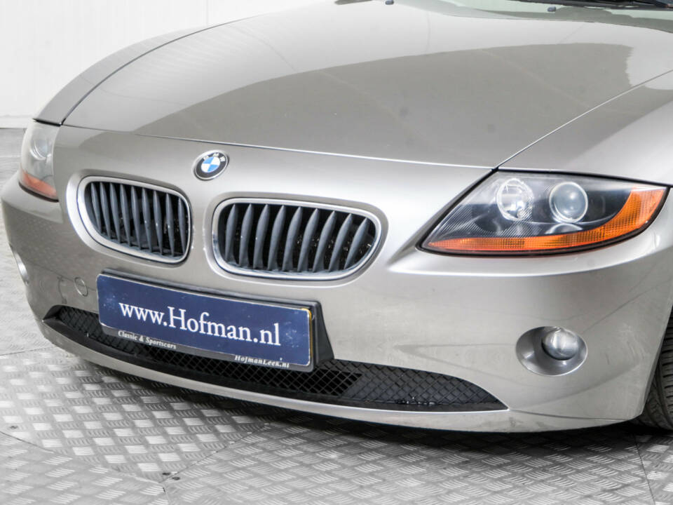 Image 19/50 de BMW Z4 2.2i (2004)