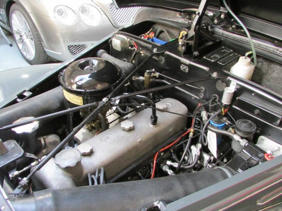 Bild 16/23 von Mercedes-Benz 220 Coupe (1955)