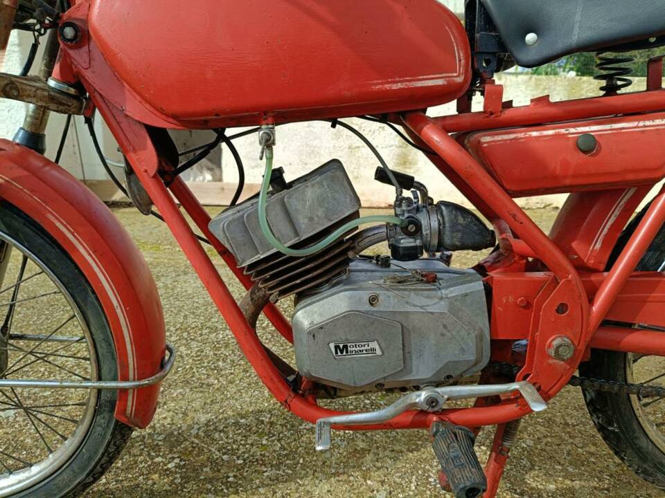 Bild 27/35 von BM DUMMY (1979)