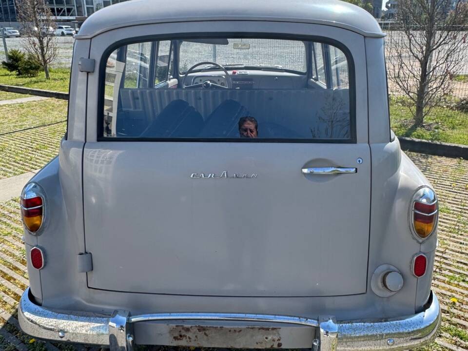 Bild 4/13 von Opel Olympia Rekord Caravan (1954)