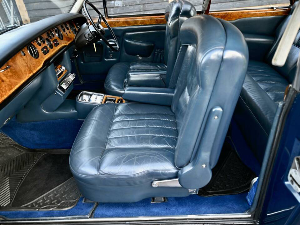 Bild 34/50 von Rolls-Royce Silver Shadow I (1970)