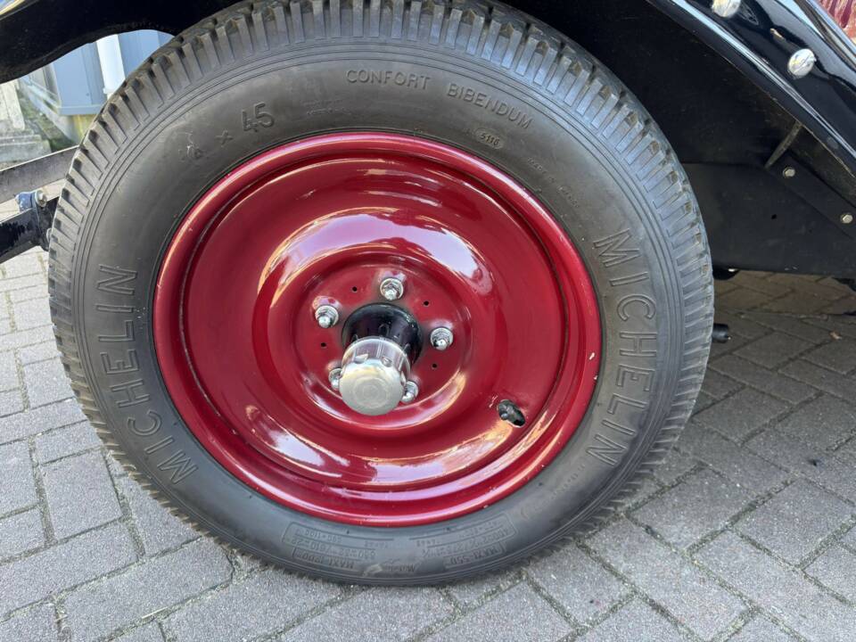 Image 17/32 of Citroën C4G (1931)