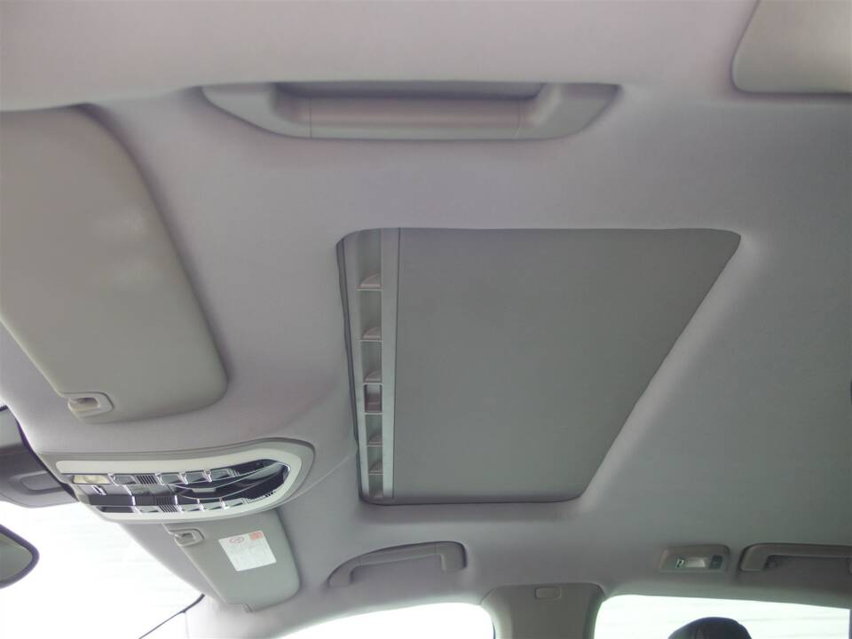 Image 63/98 of Porsche Panamera S (2010)