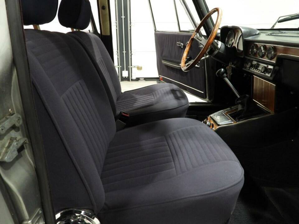 Bild 9/14 von Alfa Romeo 2000 Spider Veloce (1973)