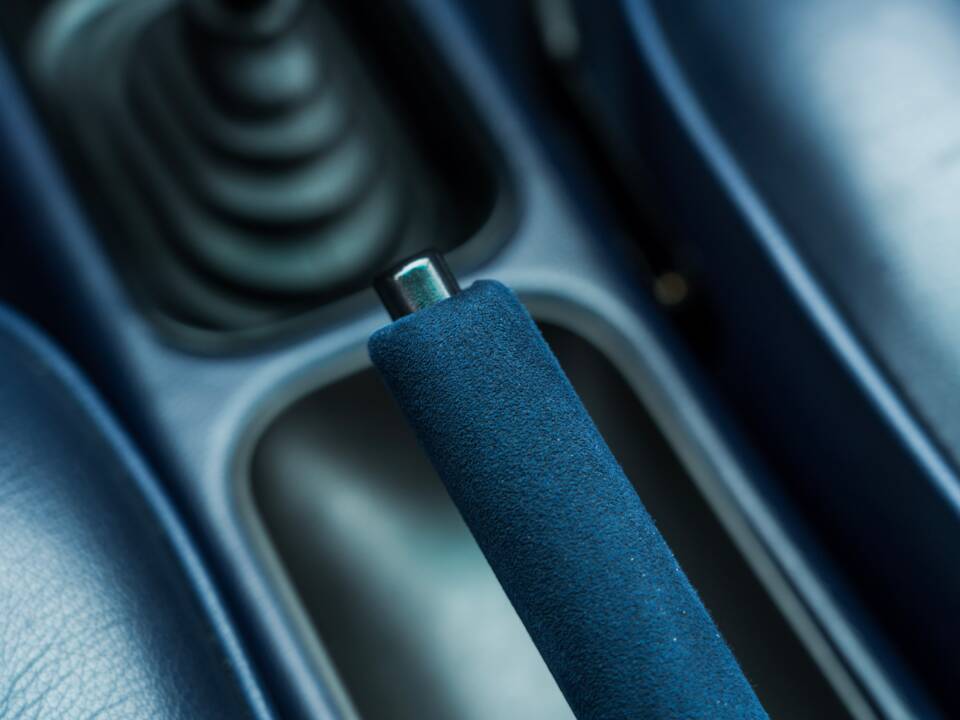 Afbeelding 22/61 van Porsche 911 Carrera 4 (1990)