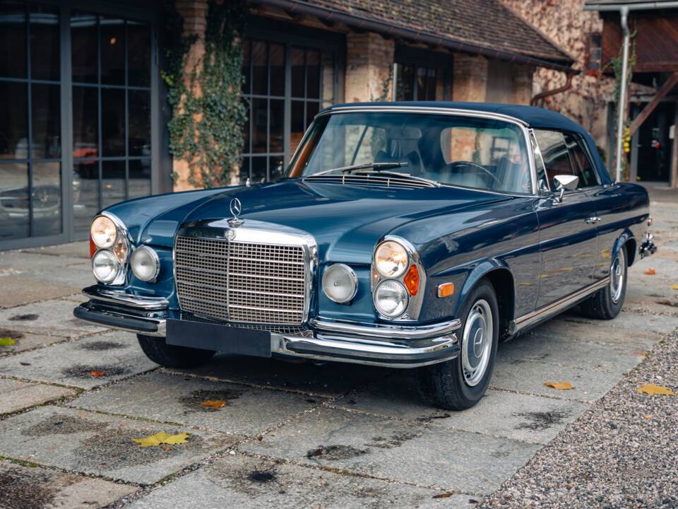 Bild 1/16 von Mercedes-Benz 280 SE 3,5 (1971)