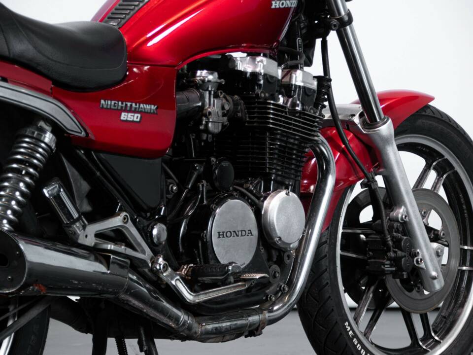 Image 43/50 of Honda CB 650 SC Nighthawk (1988)