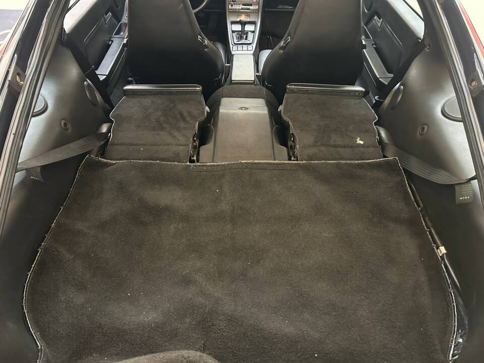 Image 24/63 of Porsche 928 GT (1989)