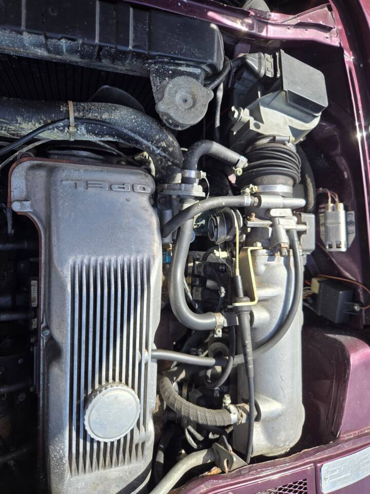 Image 71/92 of Opel GT 1900 (1973)