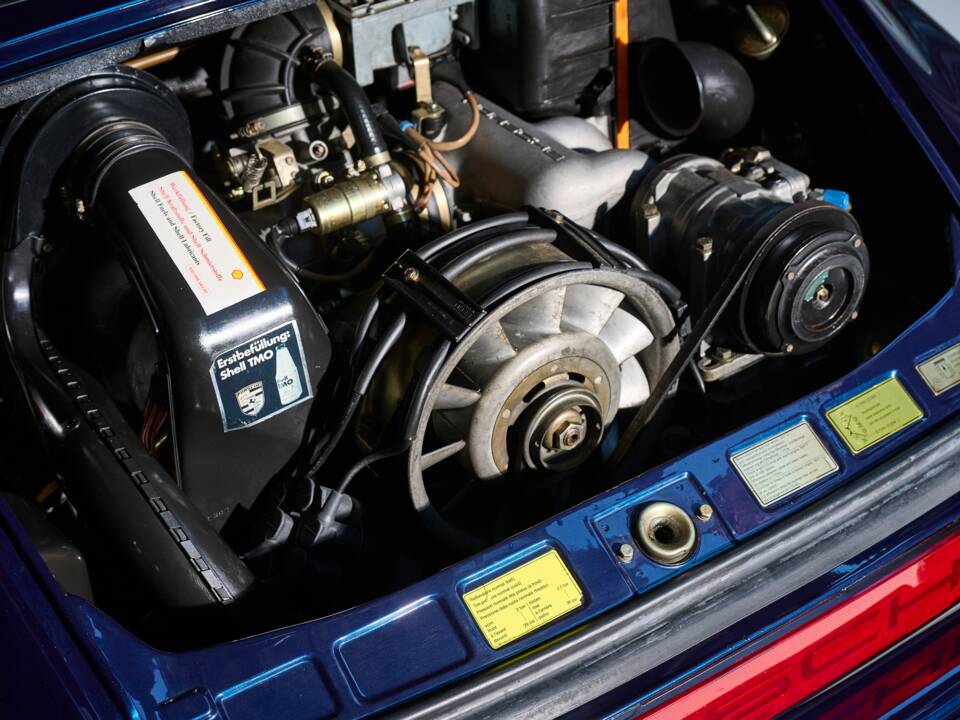 Bild 15/34 von Porsche 911 Carrera 3.2 (1985)