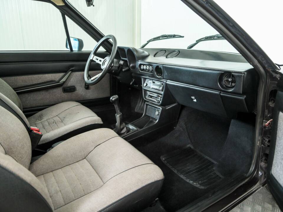 Image 17/50 of Alfa Romeo Alfasud 1.3 Sprint (1984)