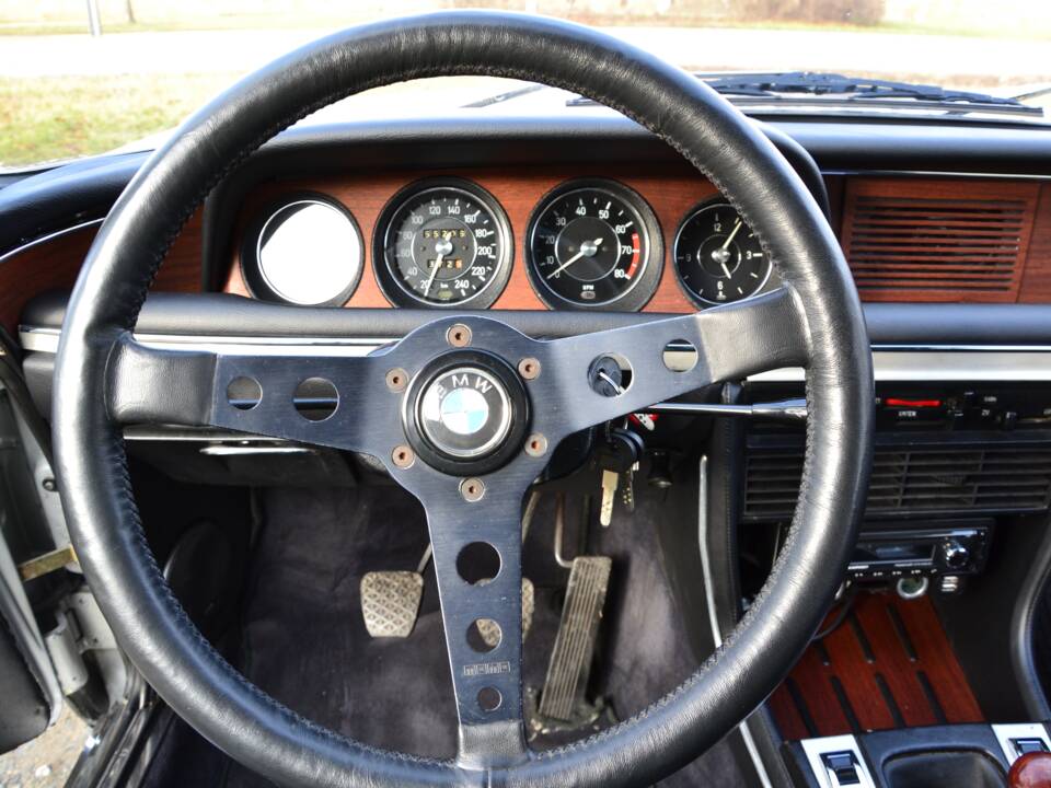 Image 19/26 of BMW 3.0 CSL (1973)