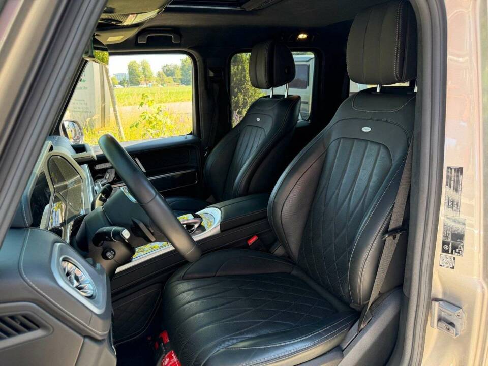 Image 11/28 de Mercedes-Benz G 500 (LWB) (2019)