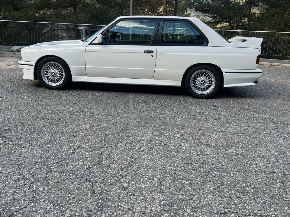 Bild 12/88 von BMW M3 (1988)