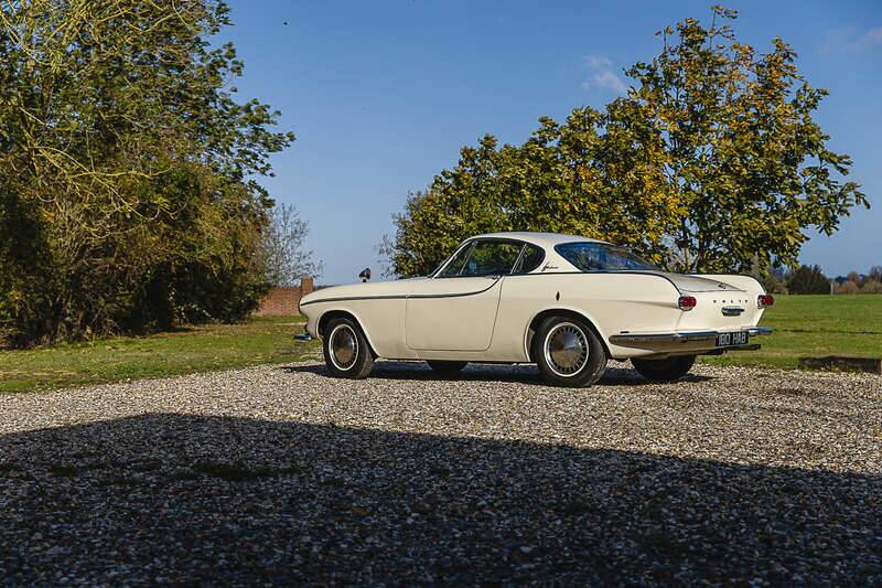 Image 47/50 of Volvo P 1800 (1962)