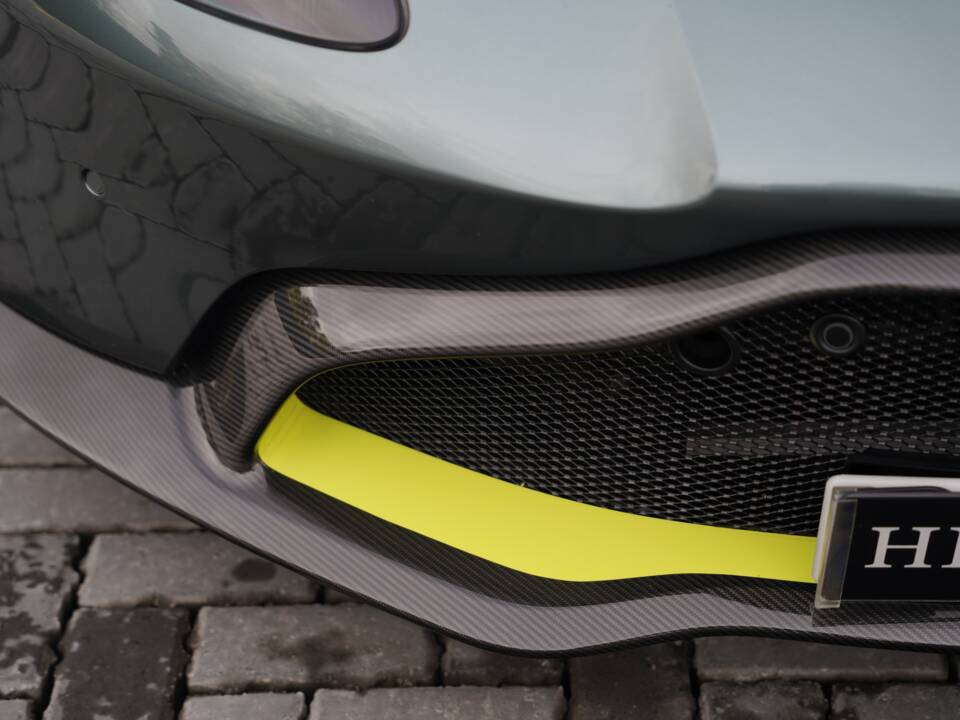 Bild 29/50 von Aston Martin V8 Vantage AMR (2020)