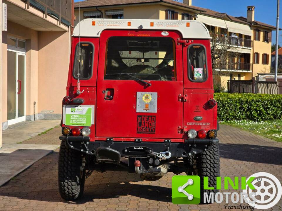 Bild 2/10 von Land Rover Defender 90 (1995)