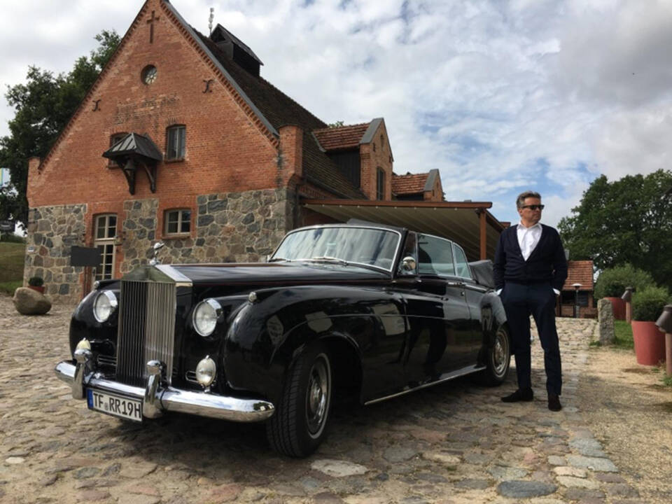 Image 17/18 of Rolls-Royce Silver Cloud II (1961)