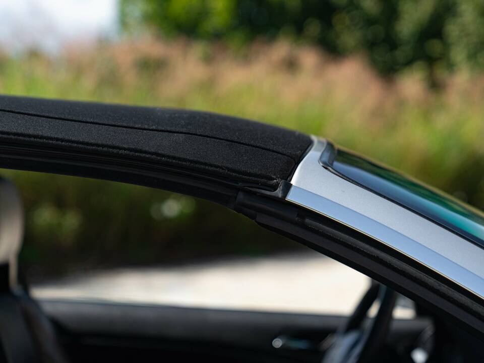 Immagine 15/50 di BMW 320Ci (2001)