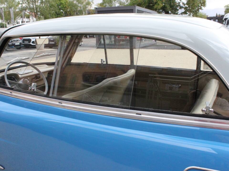Image 15/17 of BMW 600 (1959)