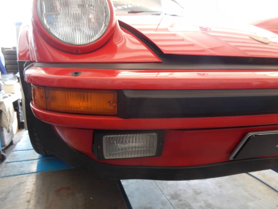 Imagen 64/85 de Porsche 911 Carrera 3.2 (1986)
