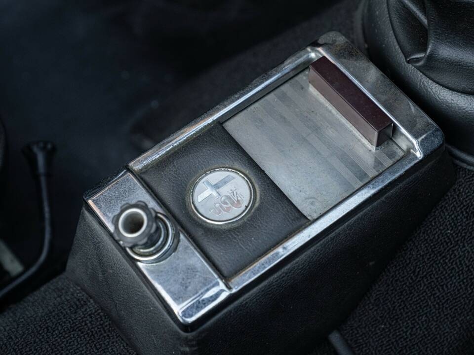 Image 47/50 of Alfa Romeo 1750 Spider Veloce (1969)