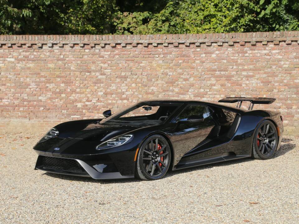 Image 1/50 of Ford GT Carbon Series (2021)