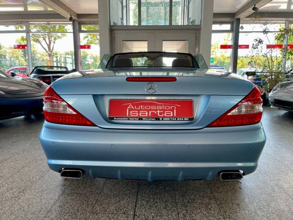 Image 10/19 of Mercedes-Benz SL 500 (2008)