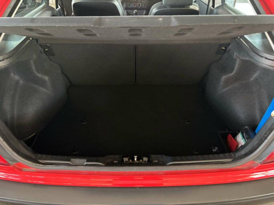Image 17/21 of BMW 316i Compact (1994)