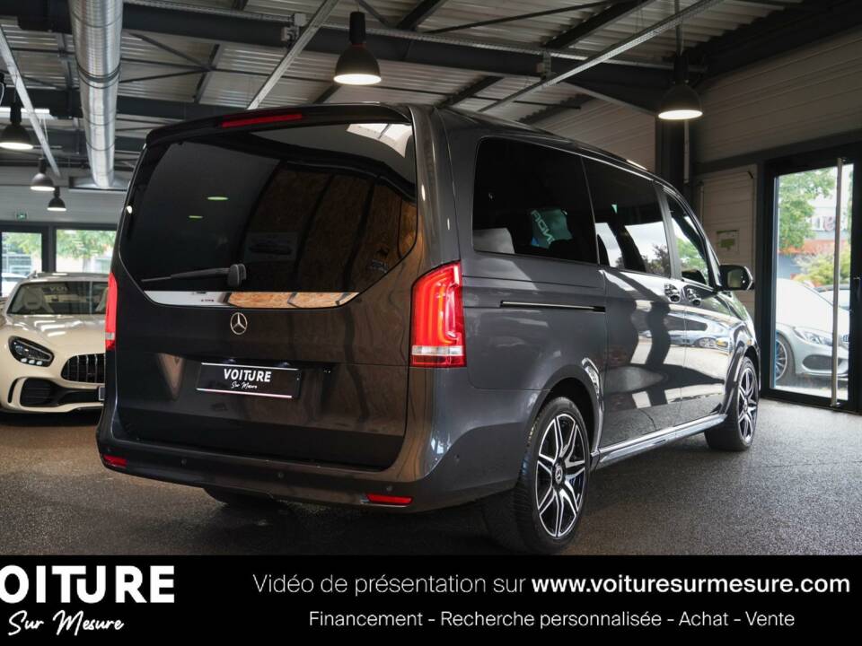 Bild 2/24 von Mercedes-Benz V 300 d 4MATIC (2023)