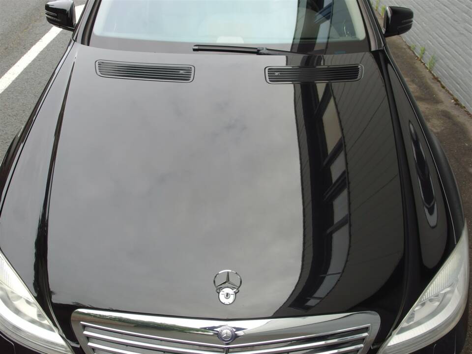Bild 12/100 von Mercedes-Benz S 500 (2008)