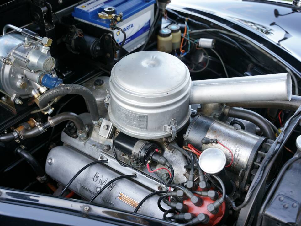 Afbeelding 32/50 van BMW 502 - 3.2 Litre (1958)