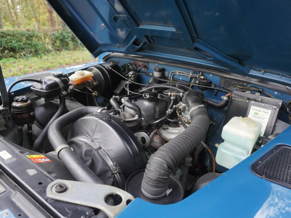 Bild 17/19 von Land Rover 110 (1986)