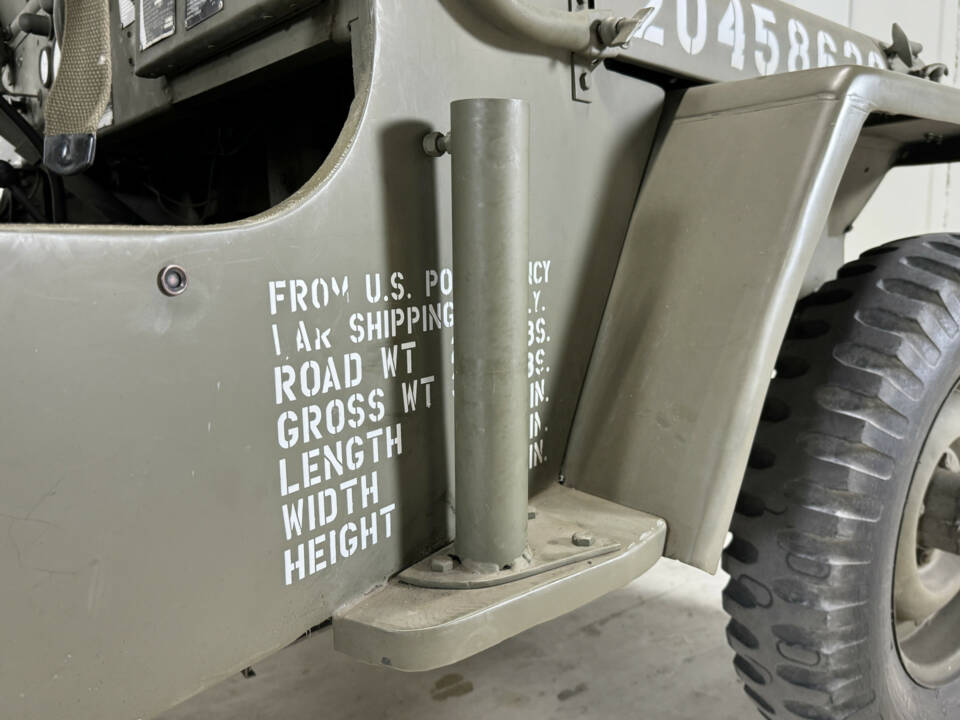 Image 17/32 of Willys MB (1944)