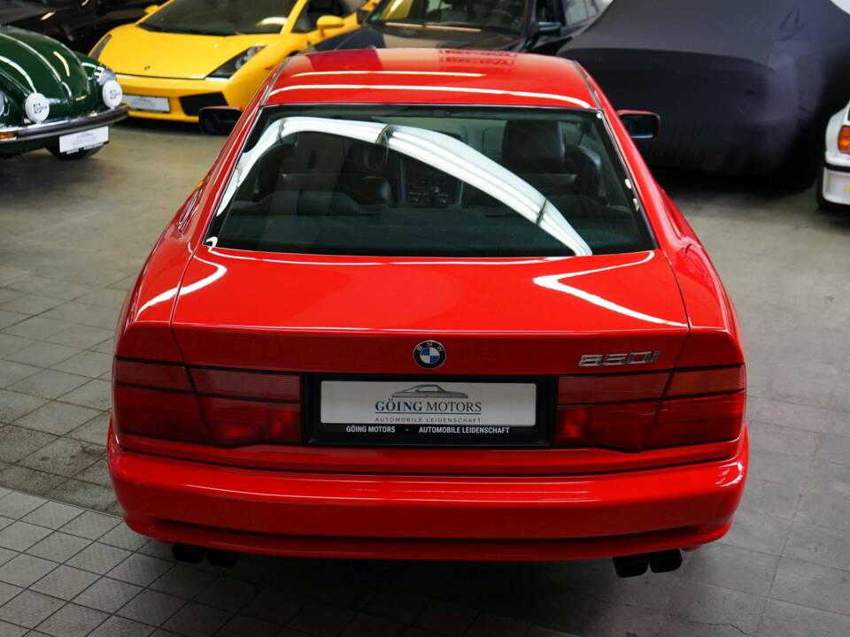 Immagine 14/50 di BMW 850i (1990)