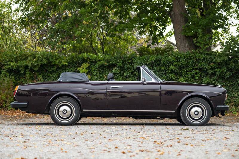 Image 13/37 of Bentley Corniche I (1978)