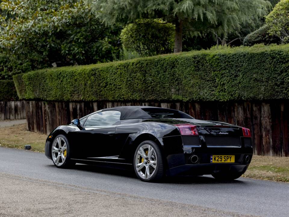 Afbeelding 17/99 van Lamborghini Gallardo (2007)