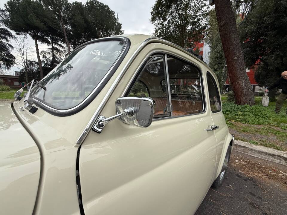 Immagine 47/97 di FIAT 500 L (1972)