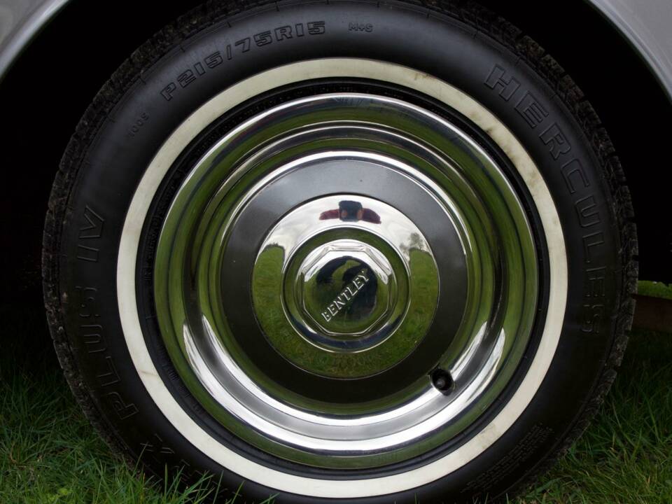 Image 47/50 of Bentley S 2 (1960)