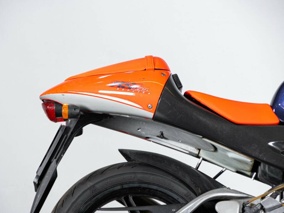 Bild 39/50 von Aprilia DUMMY (1999)