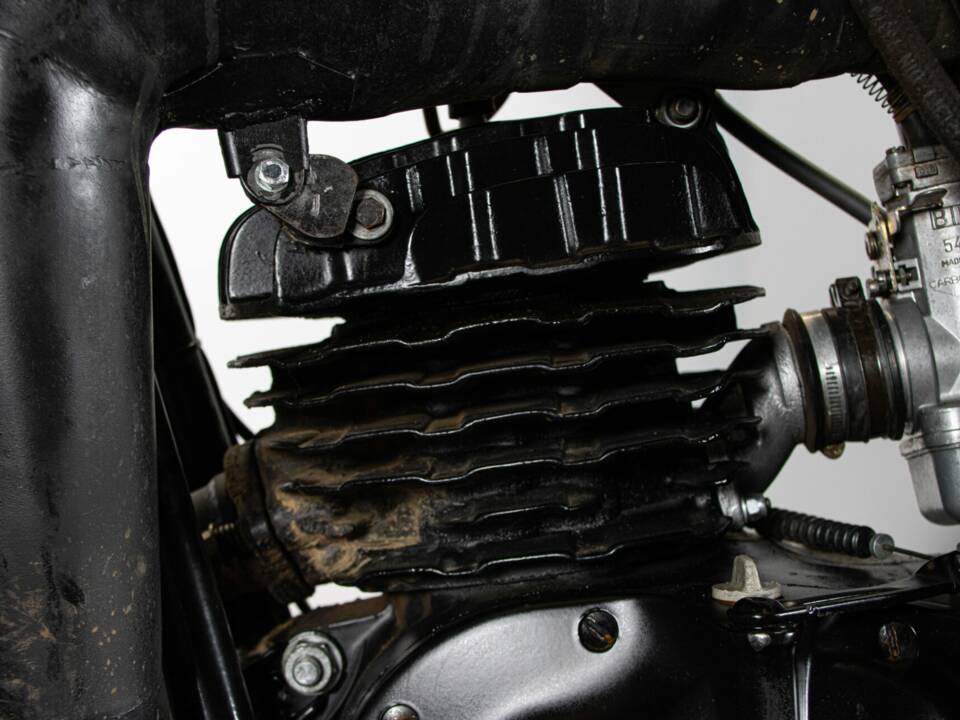 Image 35/41 de Montesa Cappra 414 VE (1979)