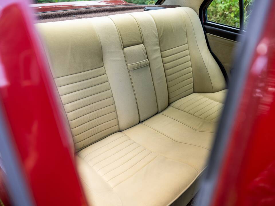 Bild 37/48 von Alfa Romeo Giulietta 2.0 (1981)