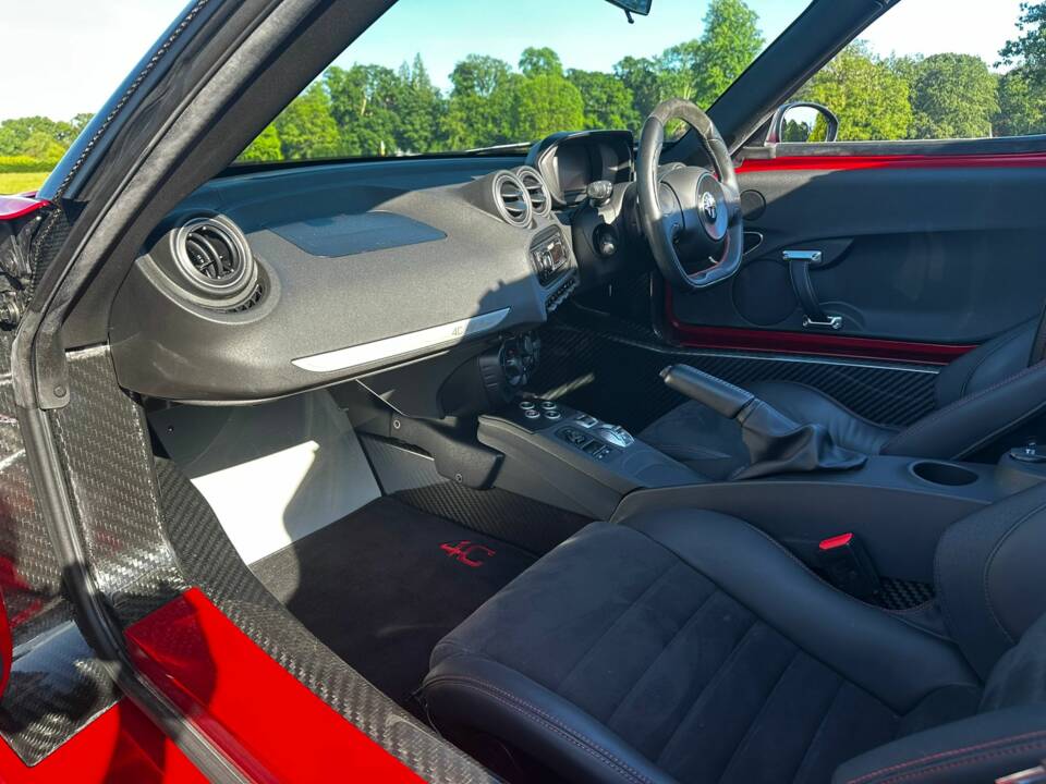 Bild 41/47 von Alfa Romeo 4C Spider (2015)