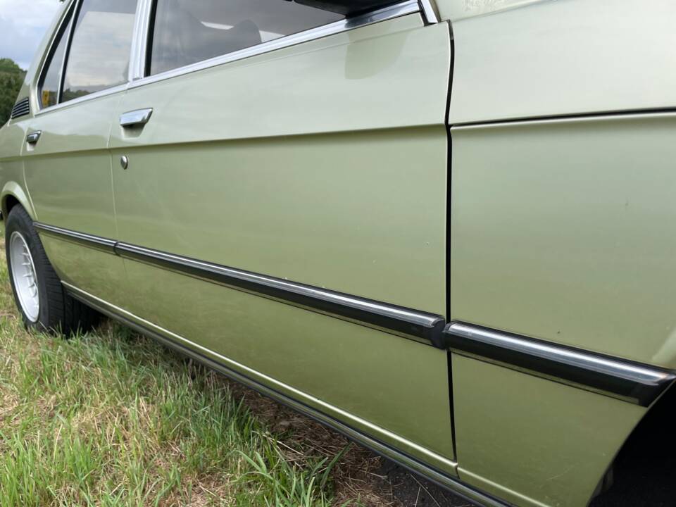 Image 22/100 de BMW 528i (1980)