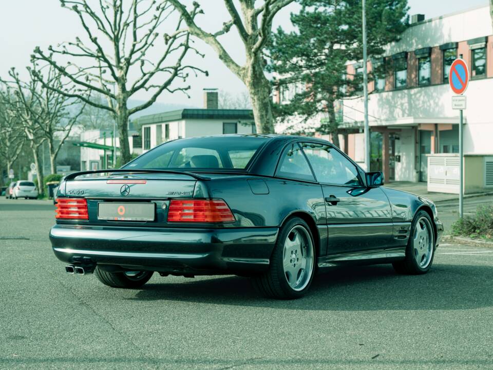 Image 4/30 of Mercedes-Benz SL 600 6.0 AMG (1996)