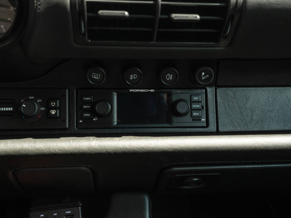 Bild 36/49 von Porsche 911 Turbo (WLS I) (1997)