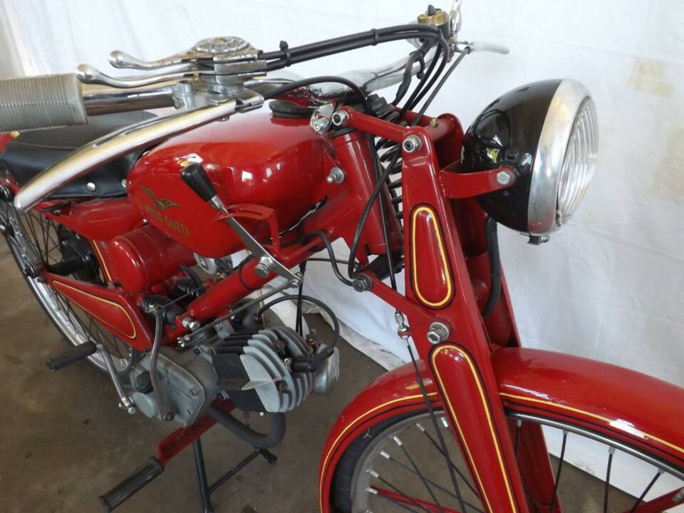 Image 20/50 de Moto Guzzi Cardellino 65 (1955)
