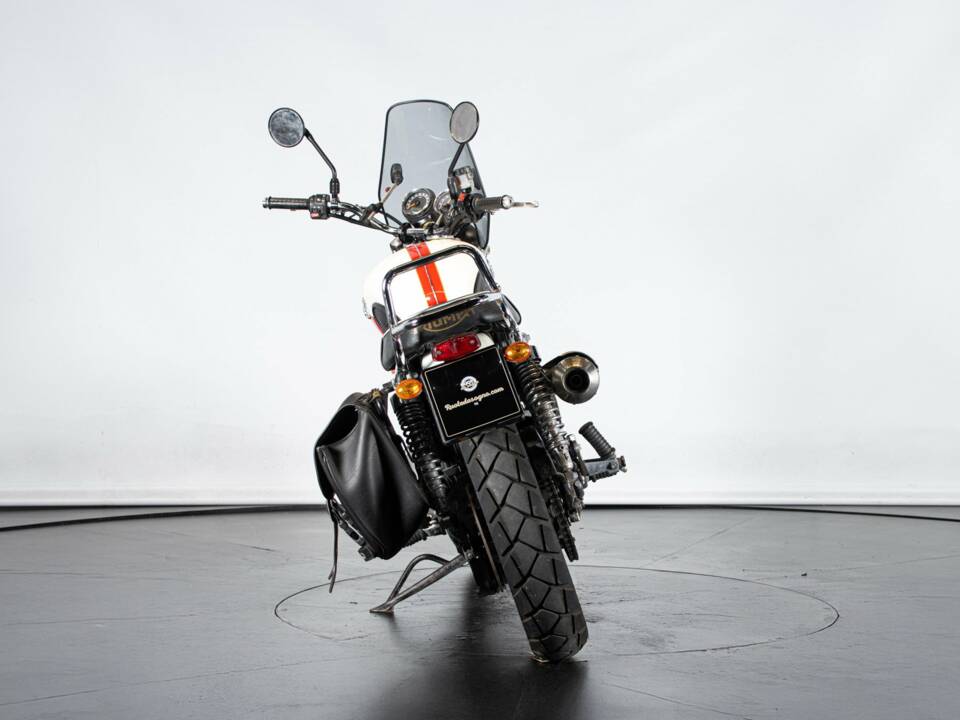 Image 3/50 of Triumph DUMMY (2014)