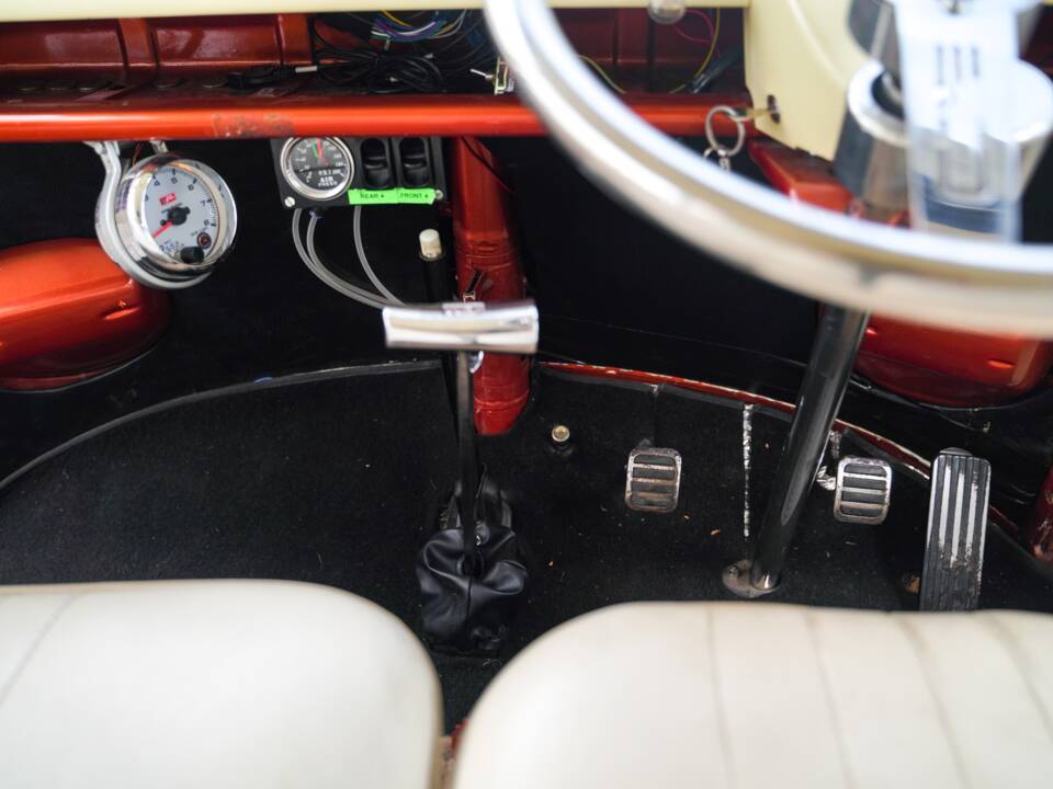 Image 45/50 of Volkswagen T1 Kombi (1964)